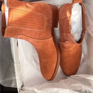 Michael Kors Women’s boots